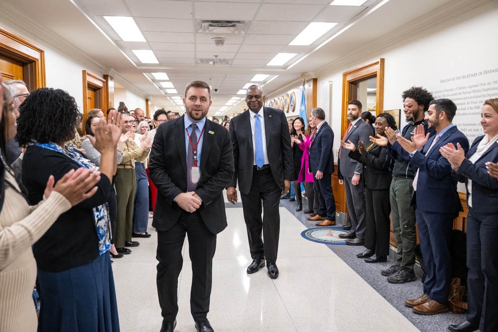 Secretary Austin final Pentagon departure