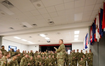 Tennessee National Guards Adjutant General Warner A. Ross II meets with Joint Task Force-District of Columbia