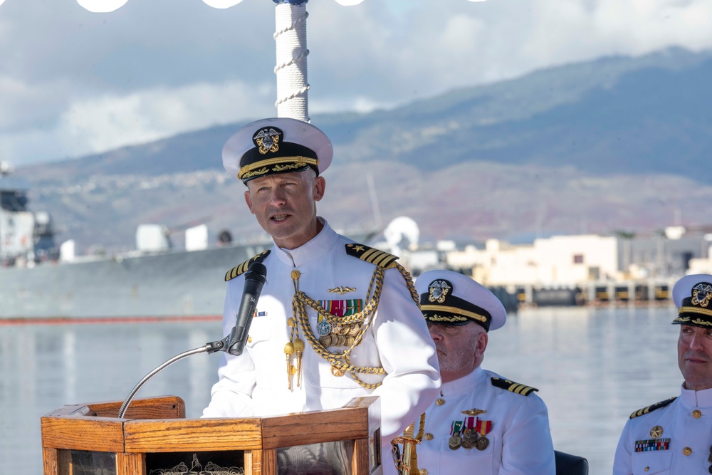 USS Tuscon (SSN 770) Change of Command