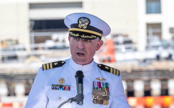 USS Tuscon (SSN 770) Change of Command