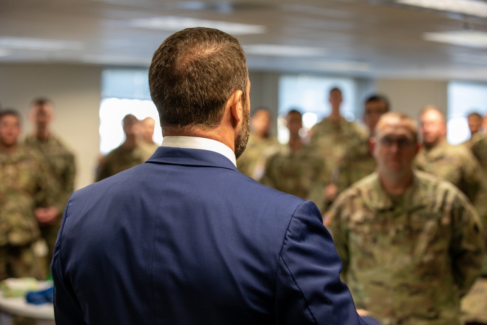 United States Senator visits Oklahoma National Guard Soldiers Preparing to Support 60th Presidential Inauguration