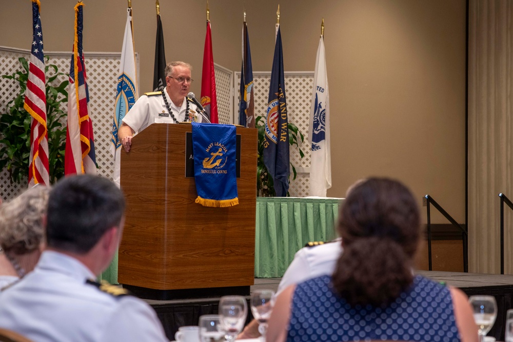 Pacific Fleet Submarine Force Commander Speaks at Navy League Honolulu Council Annual Meeting