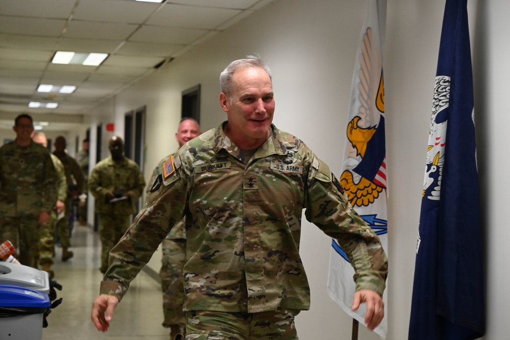 Maj. Gen. Ronald Burkett II Visits National Guard Service Members During Preparation for the 60th Presidential Inauguration