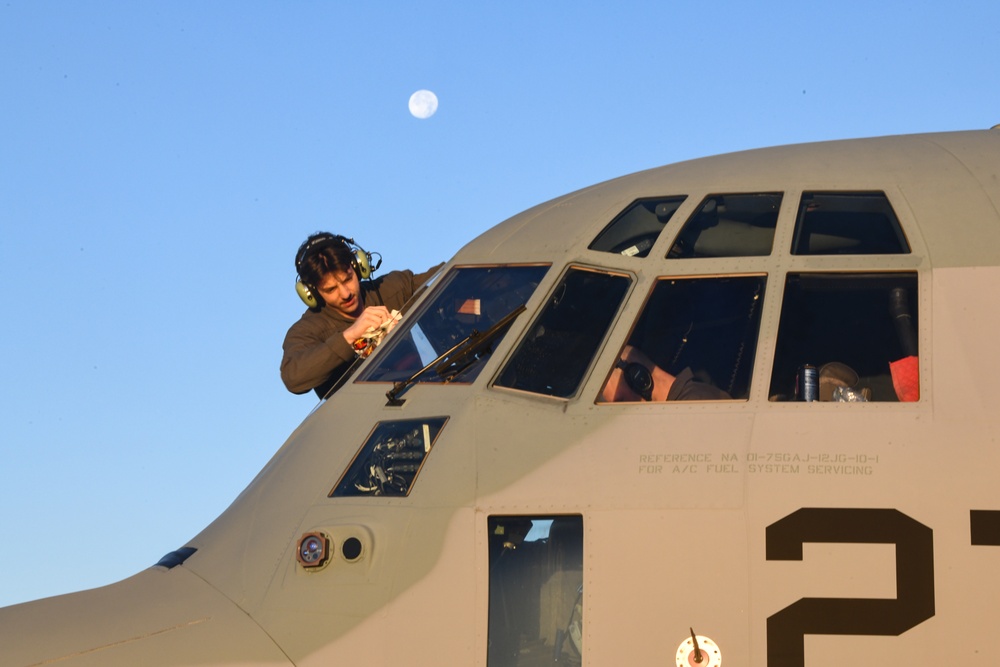 Japan-based Marines travel from Hawaii to Arizona