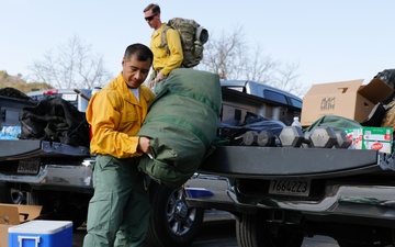 California Army National Guard Handcrews Get Ready To Tackle LA Wildfires