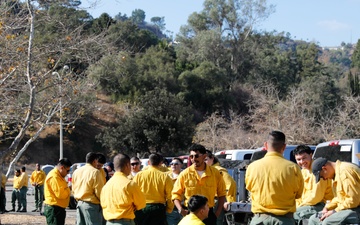 California Army National Guard Handcrews Get Ready To Tackle LA Wildfires