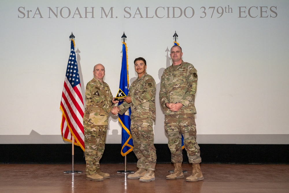 379th AEW recognizes 4th quarter award winners