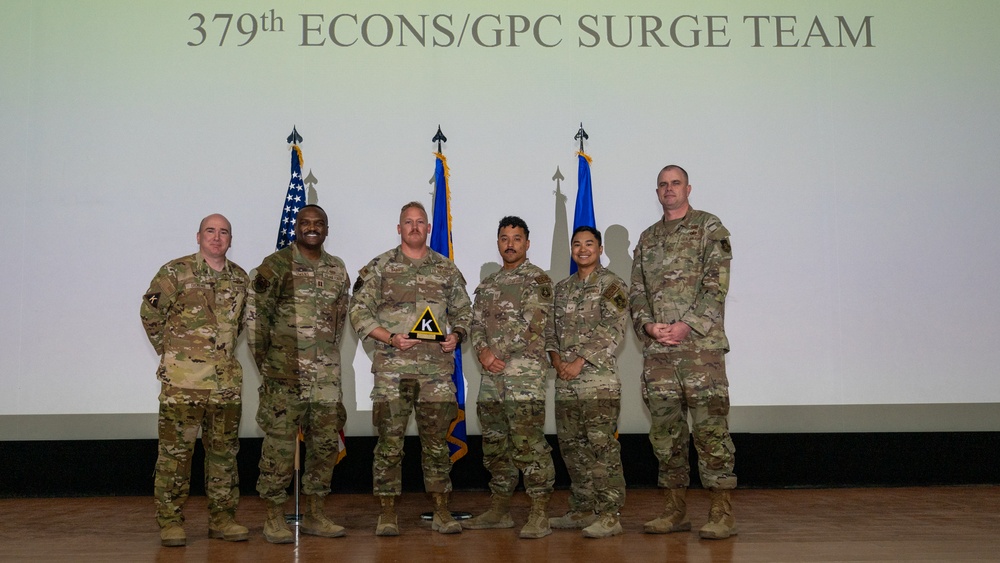 379th AEW recognizes 4th quarter award winners