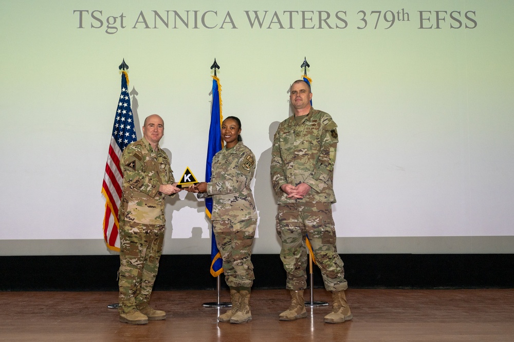 379th AEW recognizes 4th quarter award winners