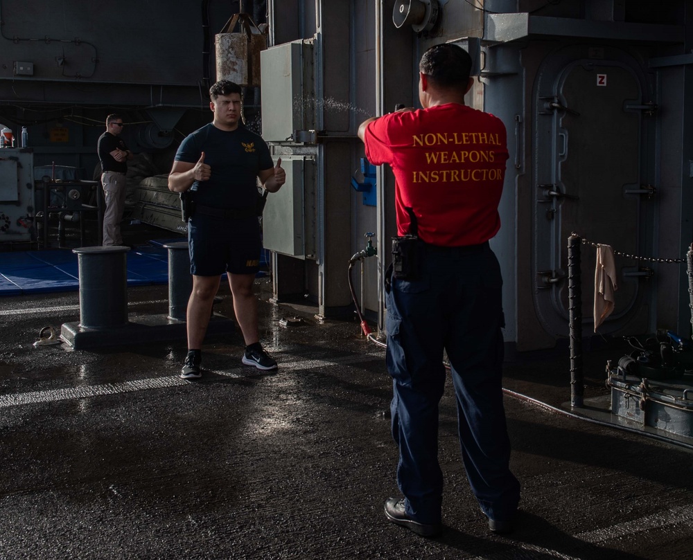 USS Carl Vinson (CVN 70) Conducts Routine Operations in the South China Sea