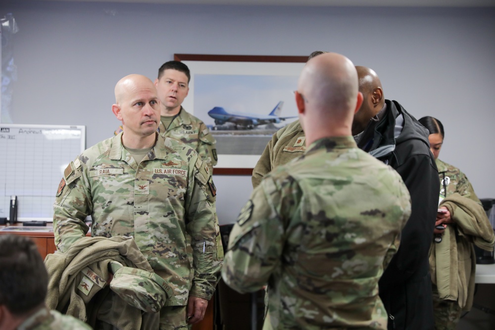 National Guard Bureau Leadership Visit Soldiers Ahead of 60th Presidential Inauguration