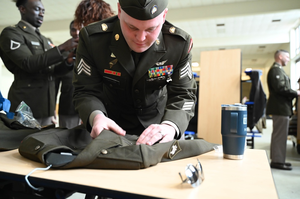 District of Columbia Army National Guard Soldiers Prepare Dress Uniforms in Preparation for the 60th Presidential Inauguration