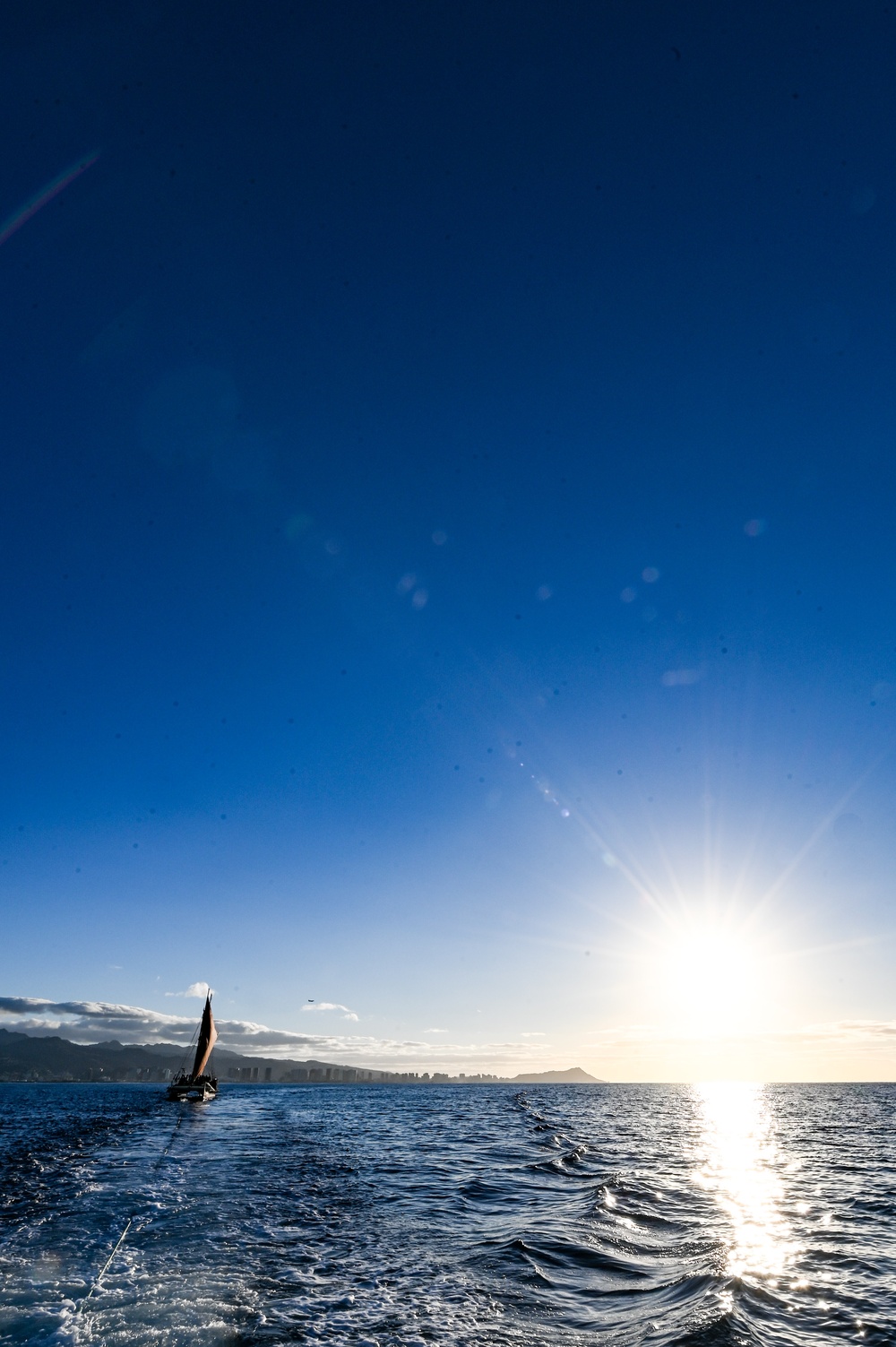 Hōkūleʻa Arrives at Puʻuloa, Pearl Harbor for Community Engagements