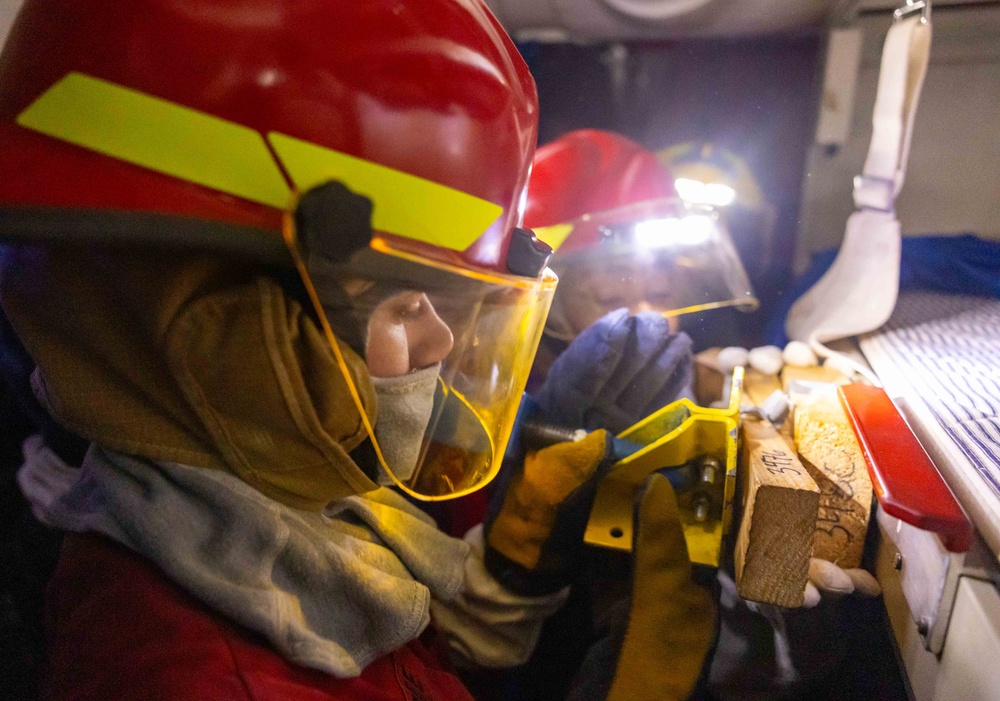 USS Preble (DDG 88) Structural Damage Drill