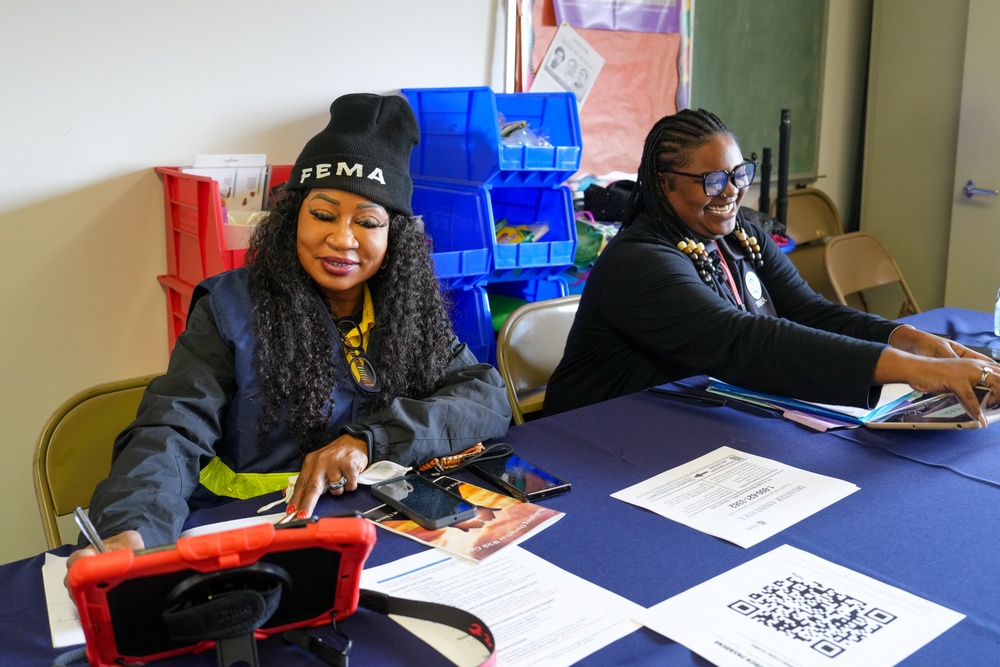 FEMA and Volunteers at the Relief on Wheels Community Event