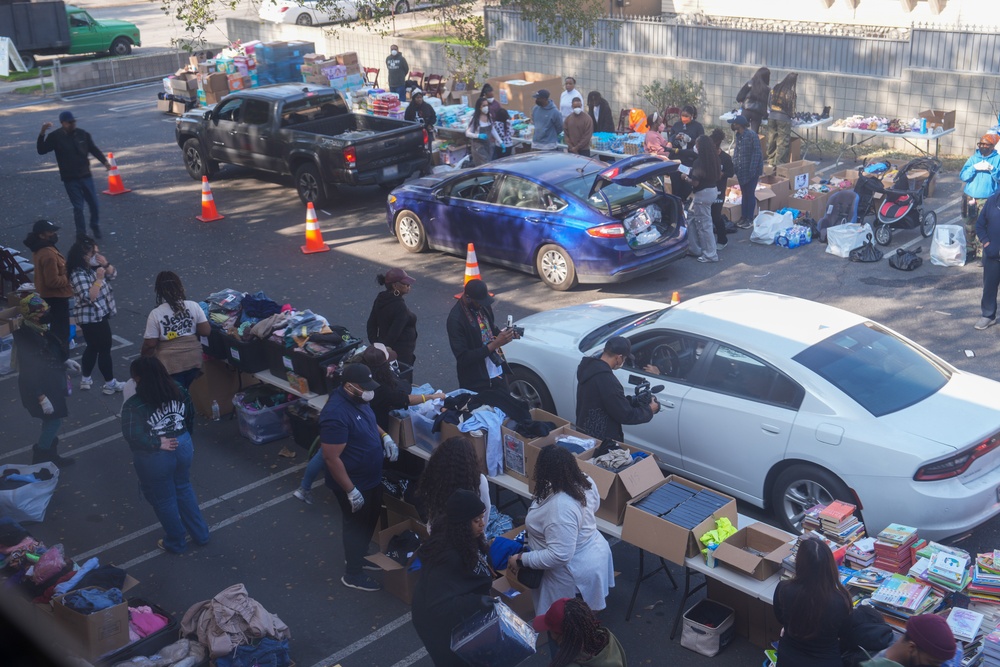 FEMA and Volunteers at the Relief on Wheels Community Event