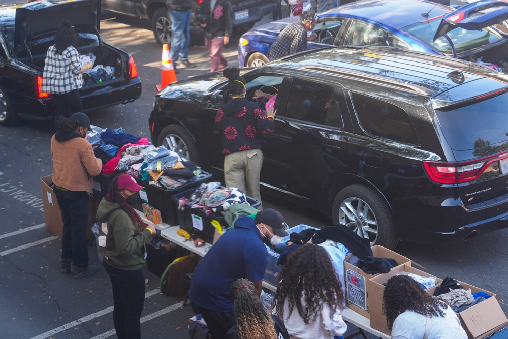 FEMA and Volunteers at the Relief on Wheels Community Event