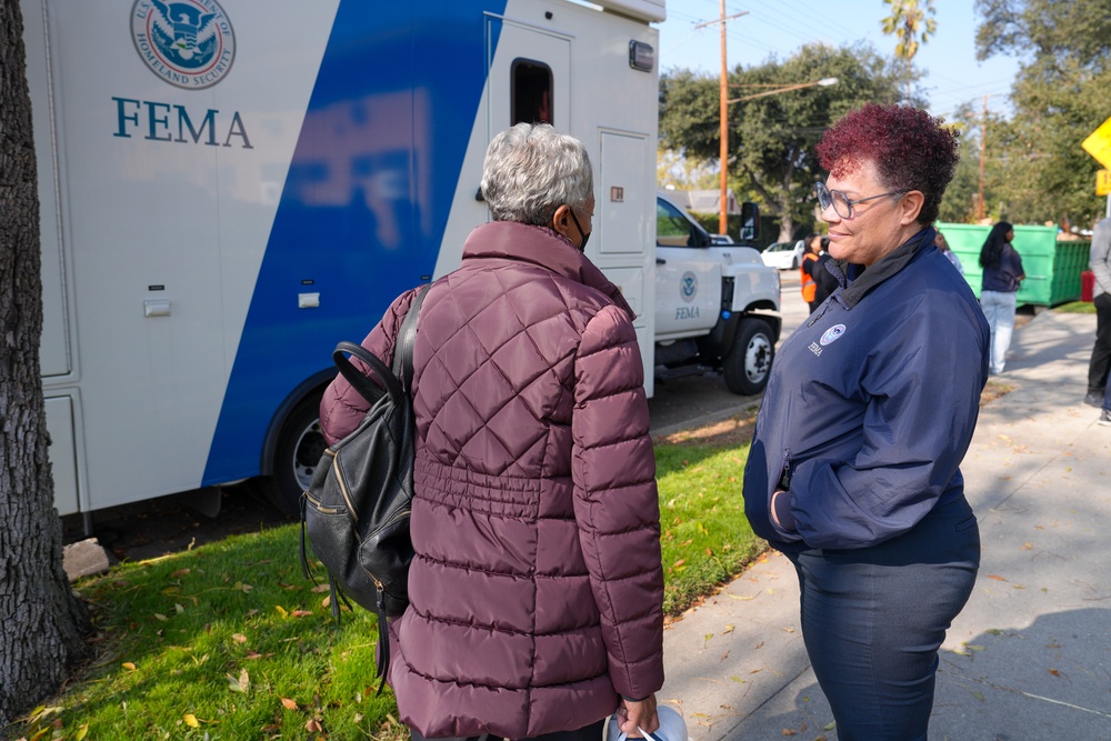 FEMA and Volunteers at the Relief on Wheels Community Event