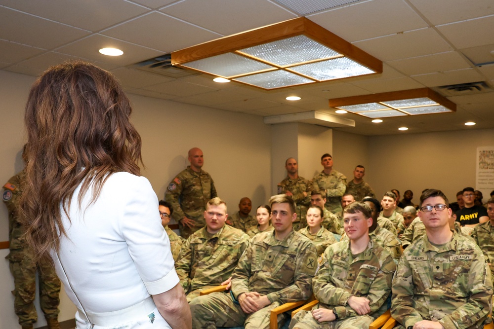 Congresswoman Nancy Mace visits South Carolina National Guardsmen supporting upcoming 60th Presidential Inauguration