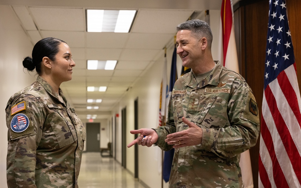 Chief of National Guard Bureau coins Oklahoma National Guardsman