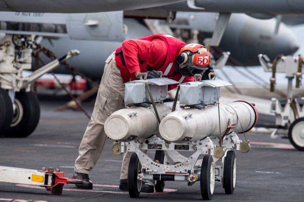 USS Carl Vinson (CVN 70) Conducts Routine Flight Operations in the South China Sea