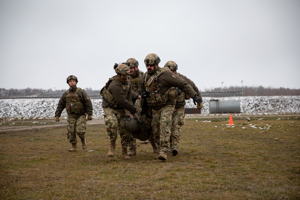 U.S. KFOR contingent hosts multinational CLS course in Camp Novo Selo