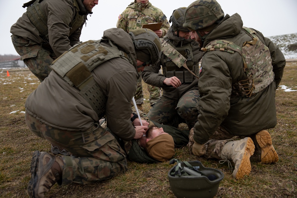 U.S. KFOR contingent hosts multinational CLS course in Camp Novo Selo