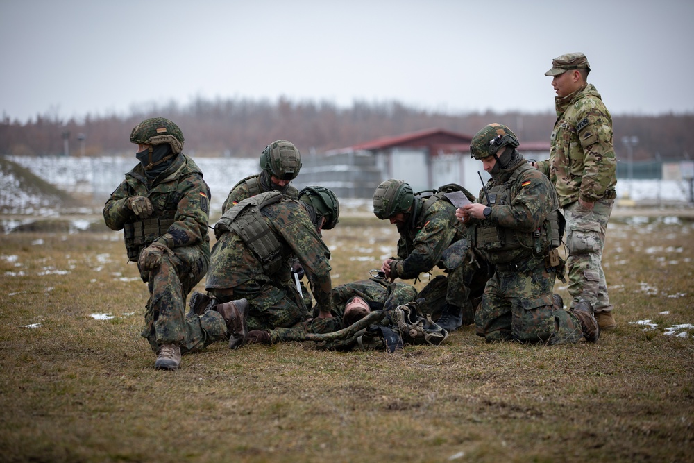 U.S. KFOR contingent hosts multinational CLS course in Camp Novo Selo