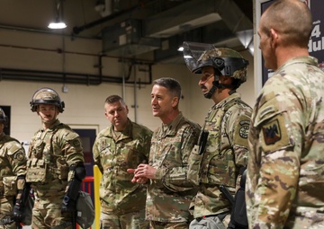 National Guard Bureau leaders meet with Guardsmen supporting 60th Presidential Inauguration