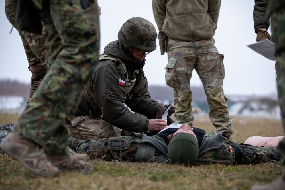 U.S. KFOR contingent hosts multinational CLS course in Camp Novo Selo