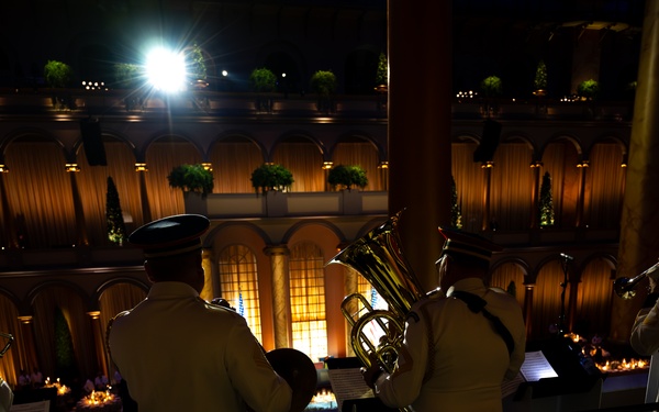 U.S. Army Band “Pershing's Own” performs at President-elect’s Candlelight Dinner