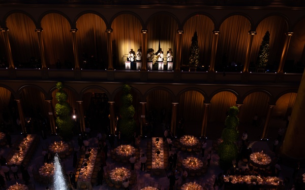 U.S. Army Band “Pershing's Own” performs at President-elect’s Candlelight Dinner