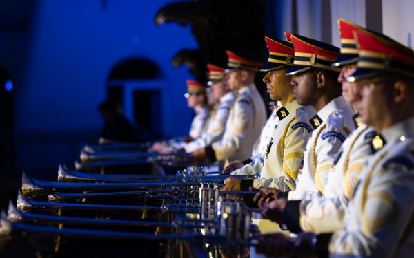U.S. Army Band “Pershing's Own” performs at President-elect’s Candlelight Dinner