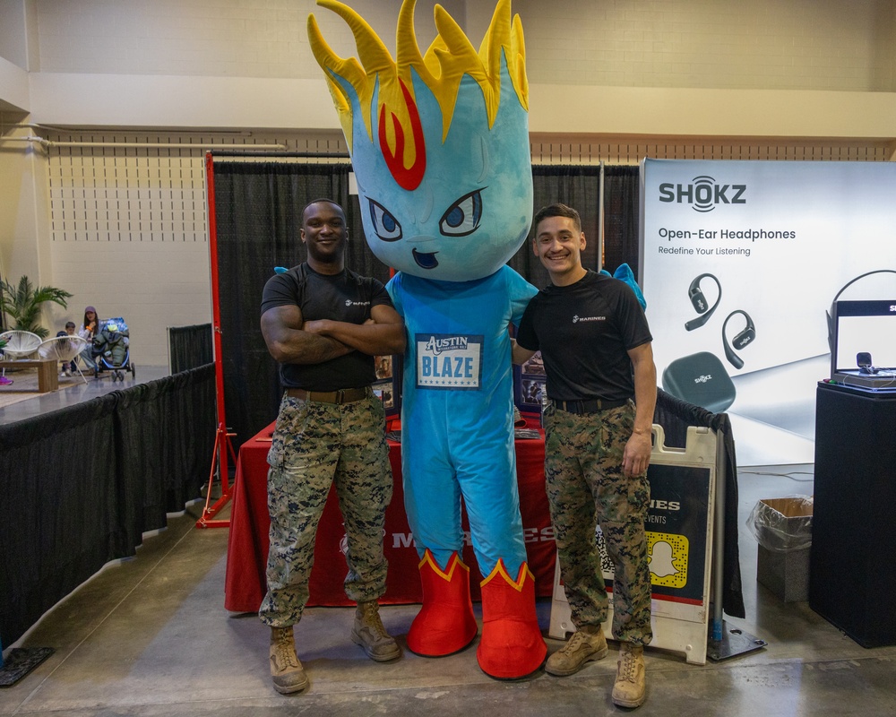 Marines attend Austin International Half Expo