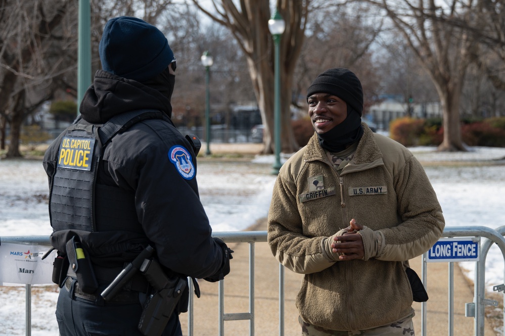 National Guard Soldier Works Alongside US Capitol Police to Support 60th Presidential Inauguration