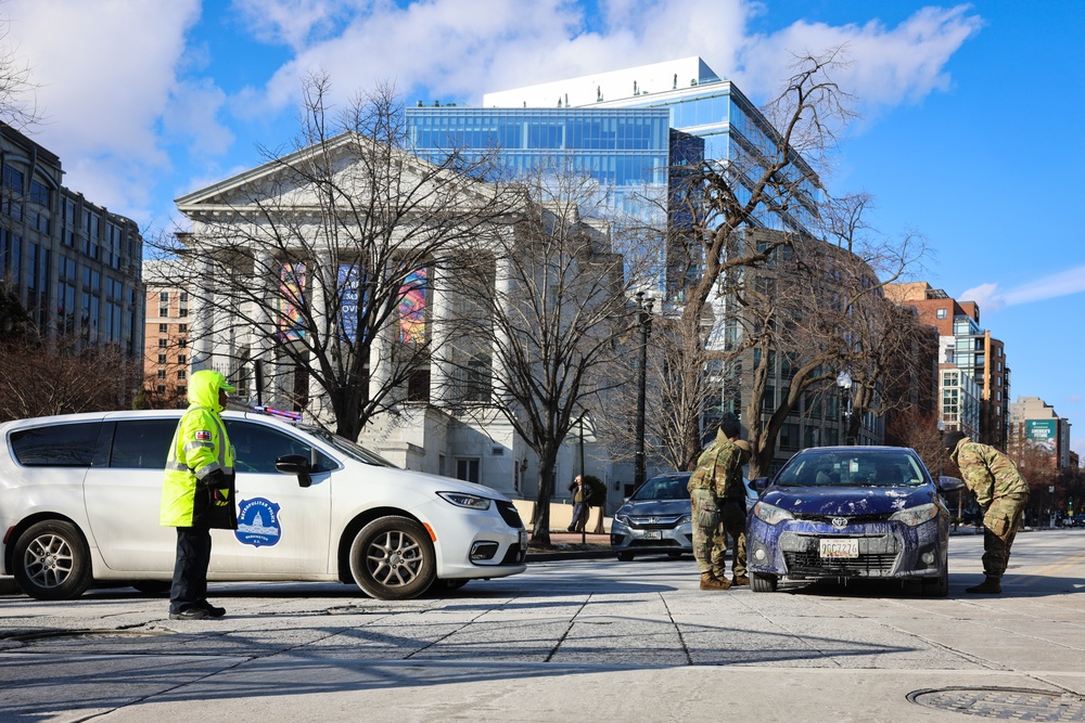 Virginia National Guard Soldiers Direct Citizens and Manage Traffic in Support of 60th Presidential Inauguration