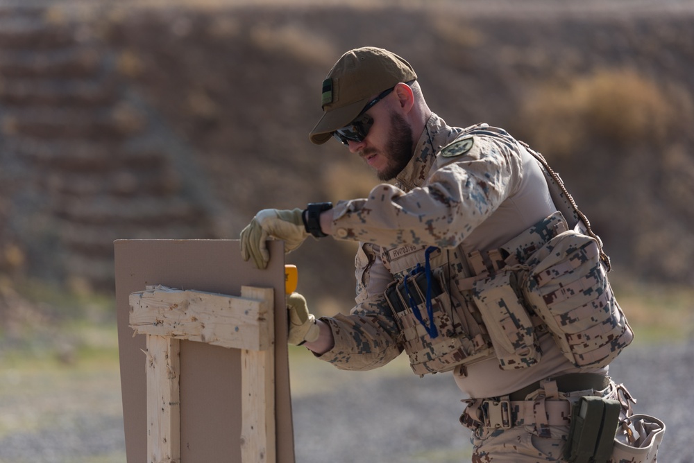 Coalition Forces Conduct Estonian-Led Range Operations