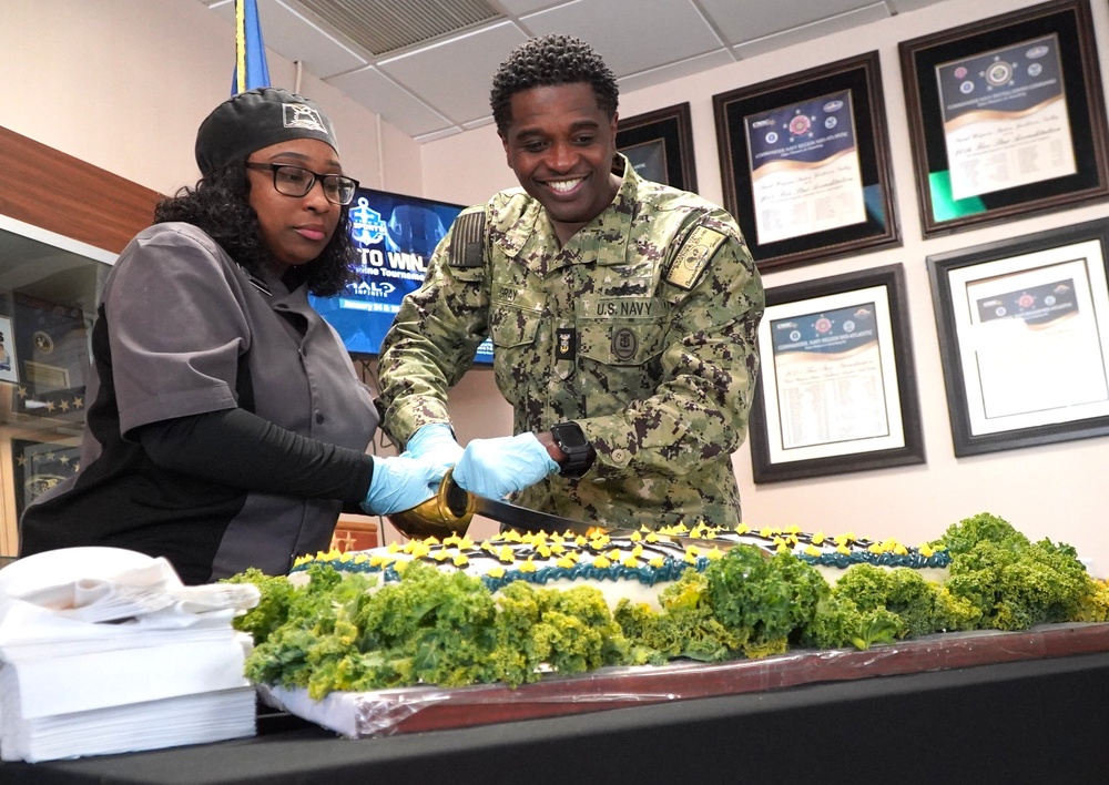 NWS Yorktown's Scudder Hall Galley celebrates MLK Day with special meal