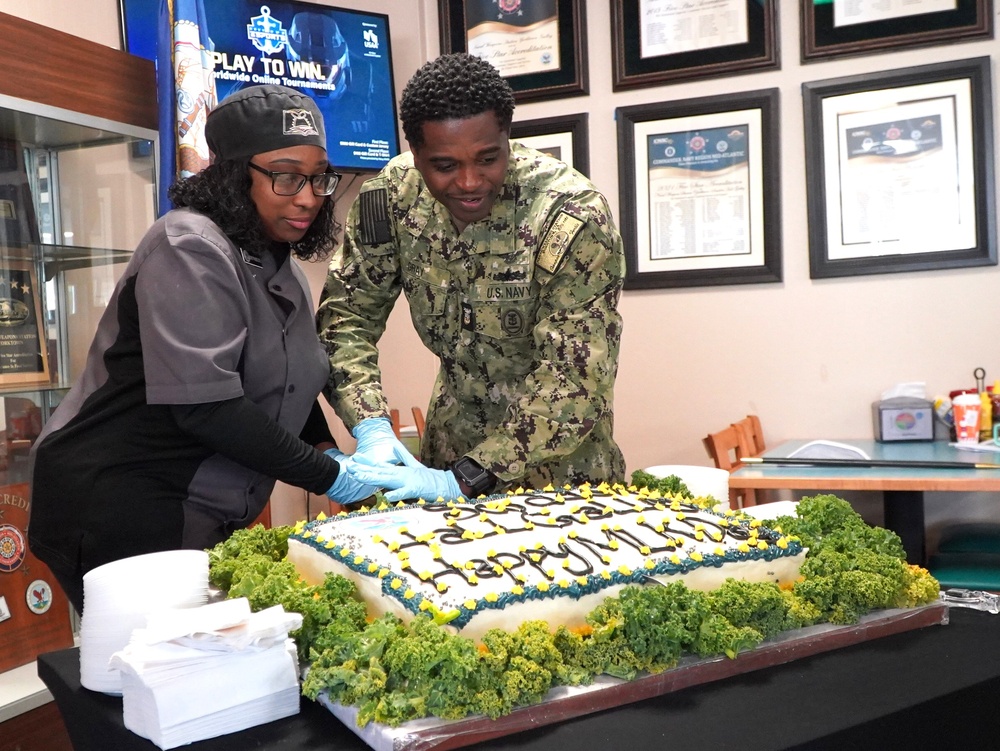 NWS Yorktown's Scudder Hall Galley celebrates MLK Day with special meal