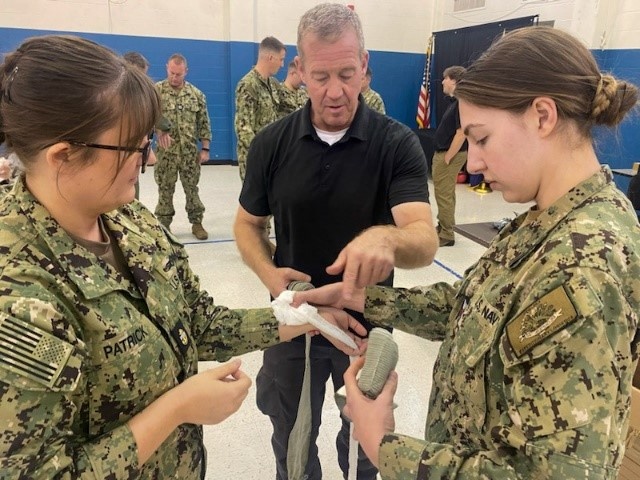 NR MSCFE HQ Sailors Participate in Tactical Combat Casualty Care Training During Drill Weekend