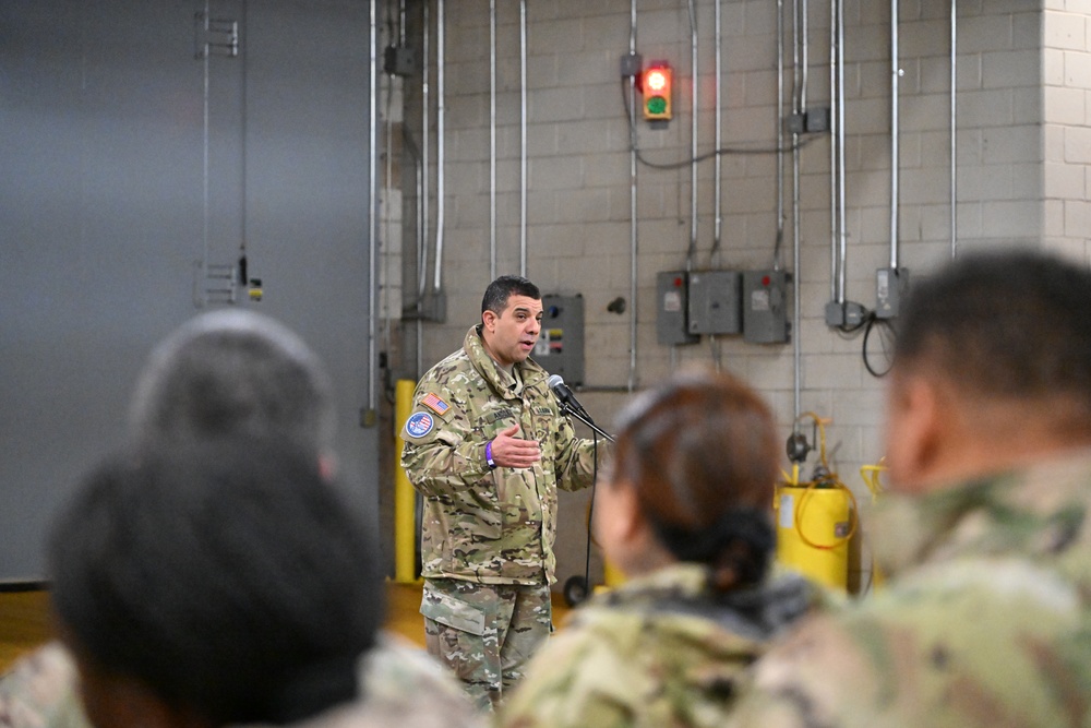 D.C. National Guard Senior Leaders Visit Soldiers and Airmen Ahead of 60th Presidential Inauguration