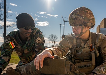 Ghana Armed Forces and U.S. Army medics build partnerships through training
