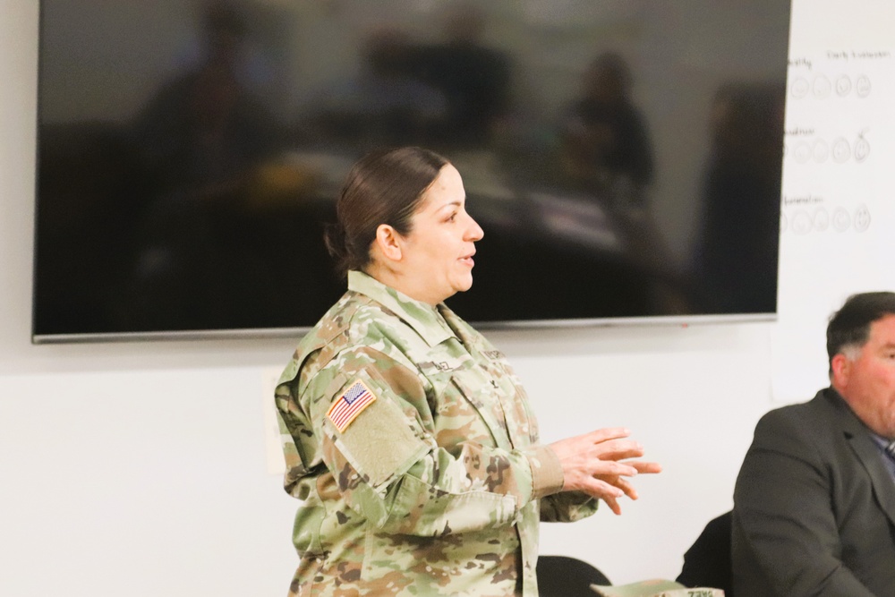 Fort McCoy Garrison command team members hold ‘lunch &amp; learn’ with CES Intermediate Course students