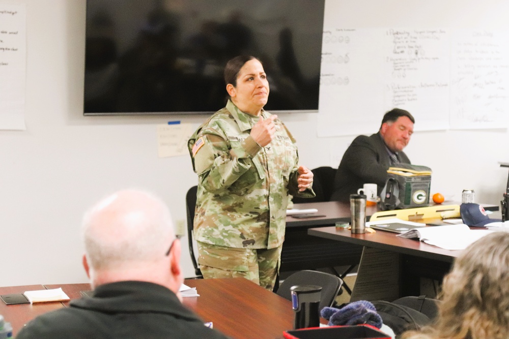 Fort McCoy Garrison command team members hold ‘lunch &amp; learn’ with CES Intermediate Course students