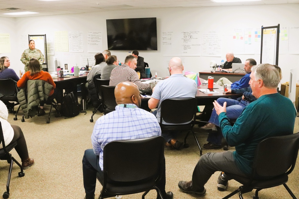 Fort McCoy Garrison command team members hold ‘lunch &amp; learn’ with CES Intermediate Course students