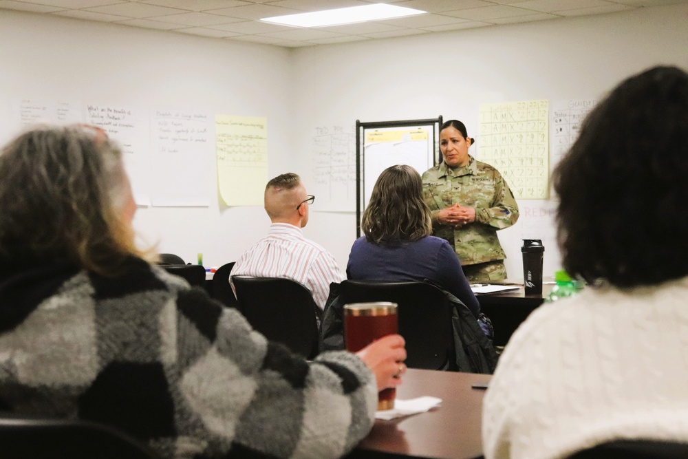 Fort McCoy Garrison command team members hold ‘lunch &amp; learn’ with CES Intermediate Course students