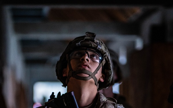 1-4 Infantry Conduct CQC Training