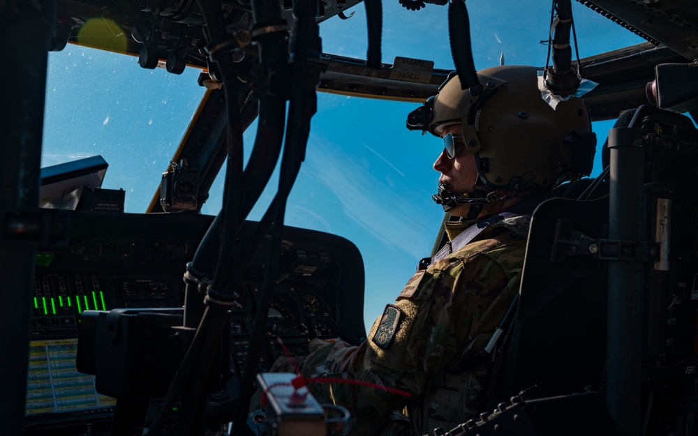 Gasparilla Bowl: USSOCOM Para-Commando team conducts a flyover over Tampa Bay