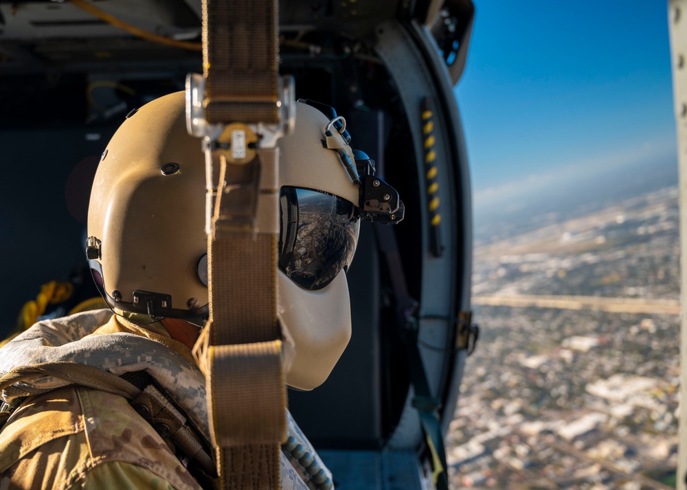 Gasparilla Bowl: USSOCOM Para-Commando team conducts a flyover over Tampa Bay