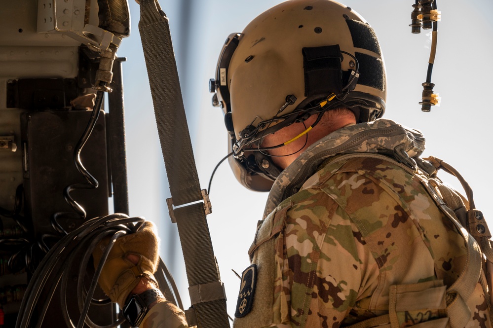 Gasparilla Bowl: USSOCOM Para-Commando team conducts a flyover over Tampa Bay